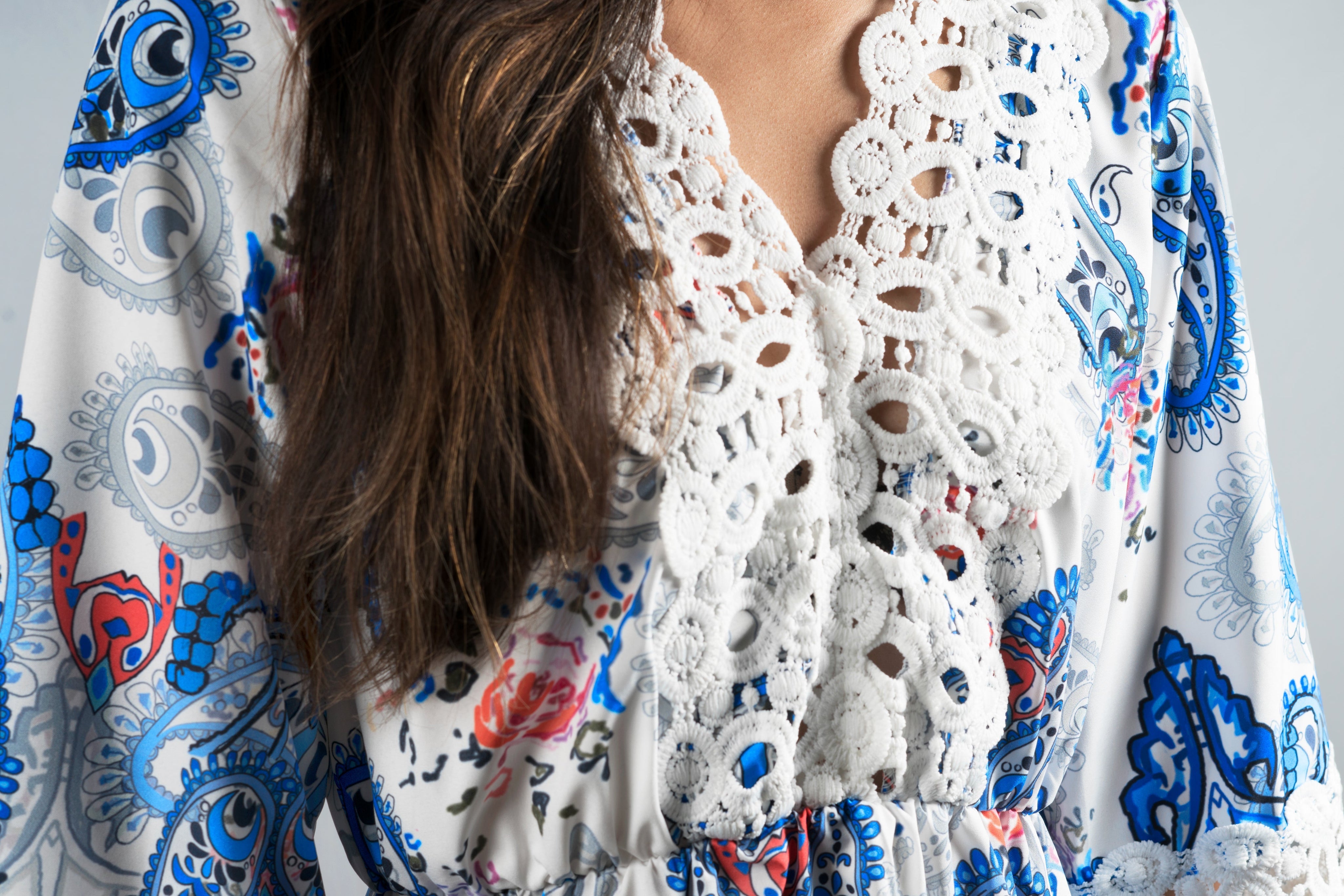 シンプルで使いやすいフレアパンツセットの魅力