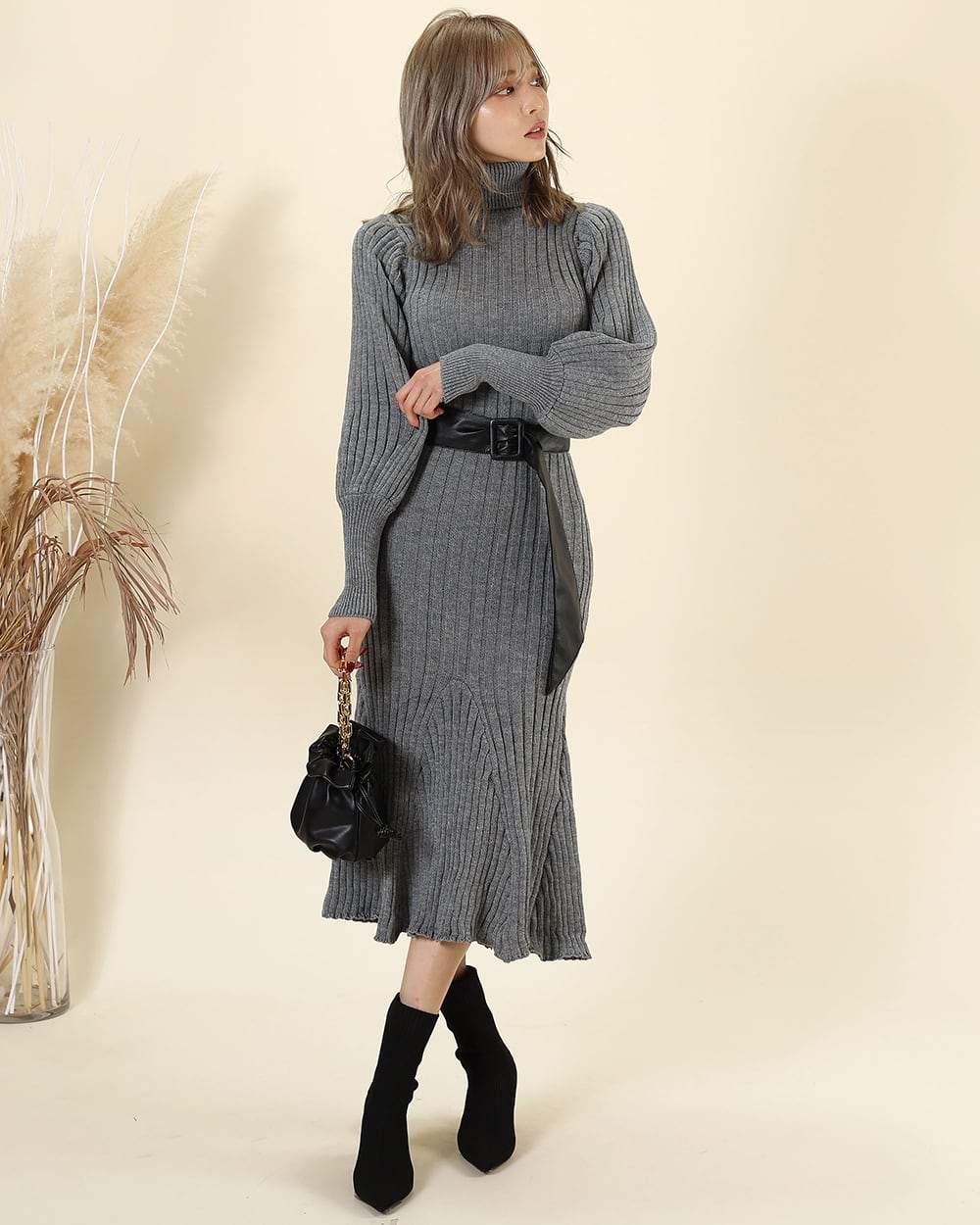 ＜残り１点！＞【動画あり】タートルネックふんわり美シルエットリブワンピース　２色展開 - select store mirror me＜残り１点！＞【動画あり】タートルネックふんわり美シルエットリブワンピース　２色展開194477304mirror meselect store mirror me194477304グレー