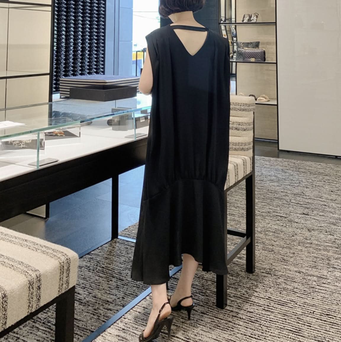 バックデザインカットアシンメトリーブラックワンピース - select store mirror meバックデザインカットアシンメトリーブラックワンピース109734902mirror meselect store mirror me109734902S