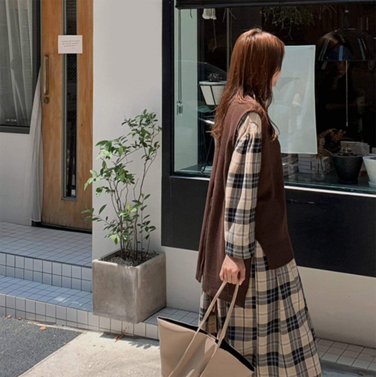 ナチュラルベージュオーバーチェック柄ワンピース - select store mirror meナチュラルベージュオーバーチェック柄ワンピース109737206mirror meselect store mirror me109737206S