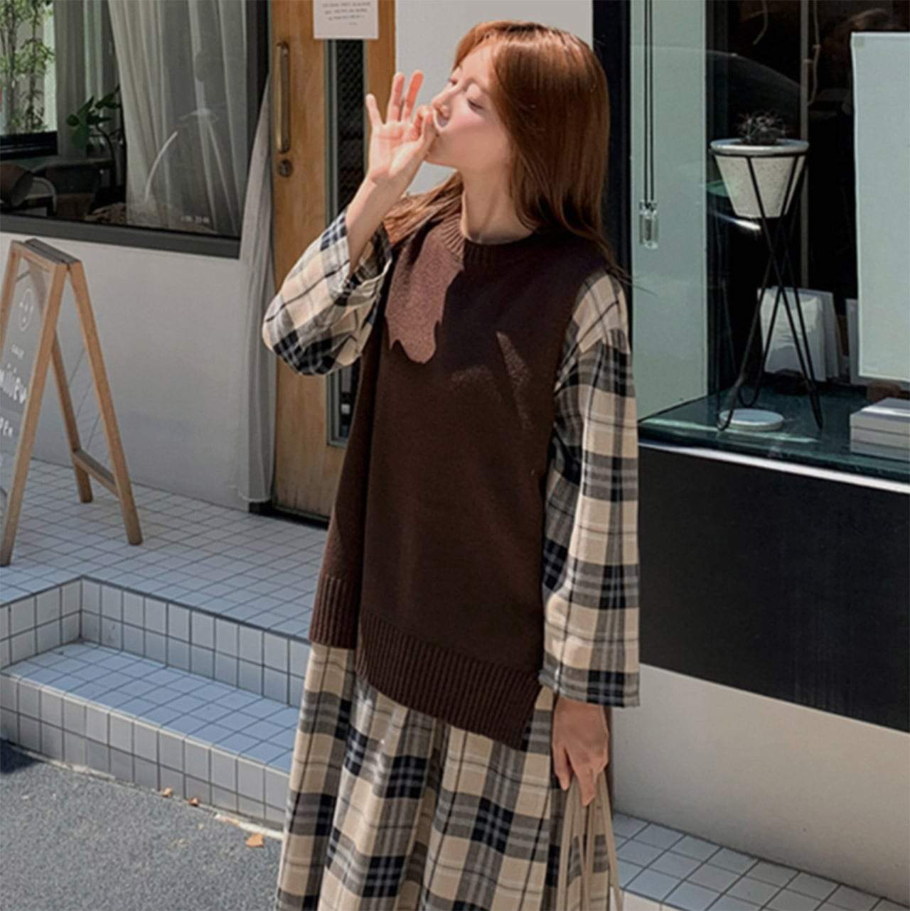 ナチュラルベージュオーバーチェック柄ワンピース - select store mirror meナチュラルベージュオーバーチェック柄ワンピース109737206mirror meselect store mirror me109737206S