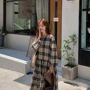 ナチュラルベージュオーバーチェック柄ワンピース - select store mirror meナチュラルベージュオーバーチェック柄ワンピース109737206mirror meselect store mirror me109737206S
