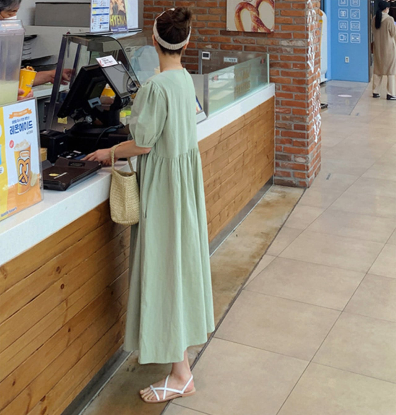 ピスタチオグリーン変形ウエストタックワンピース - select store mirror meピスタチオグリーン変形ウエストタックワンピース109745577mirror meselect store mirror me109745577S