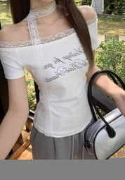 レースネックオフショルダートップス