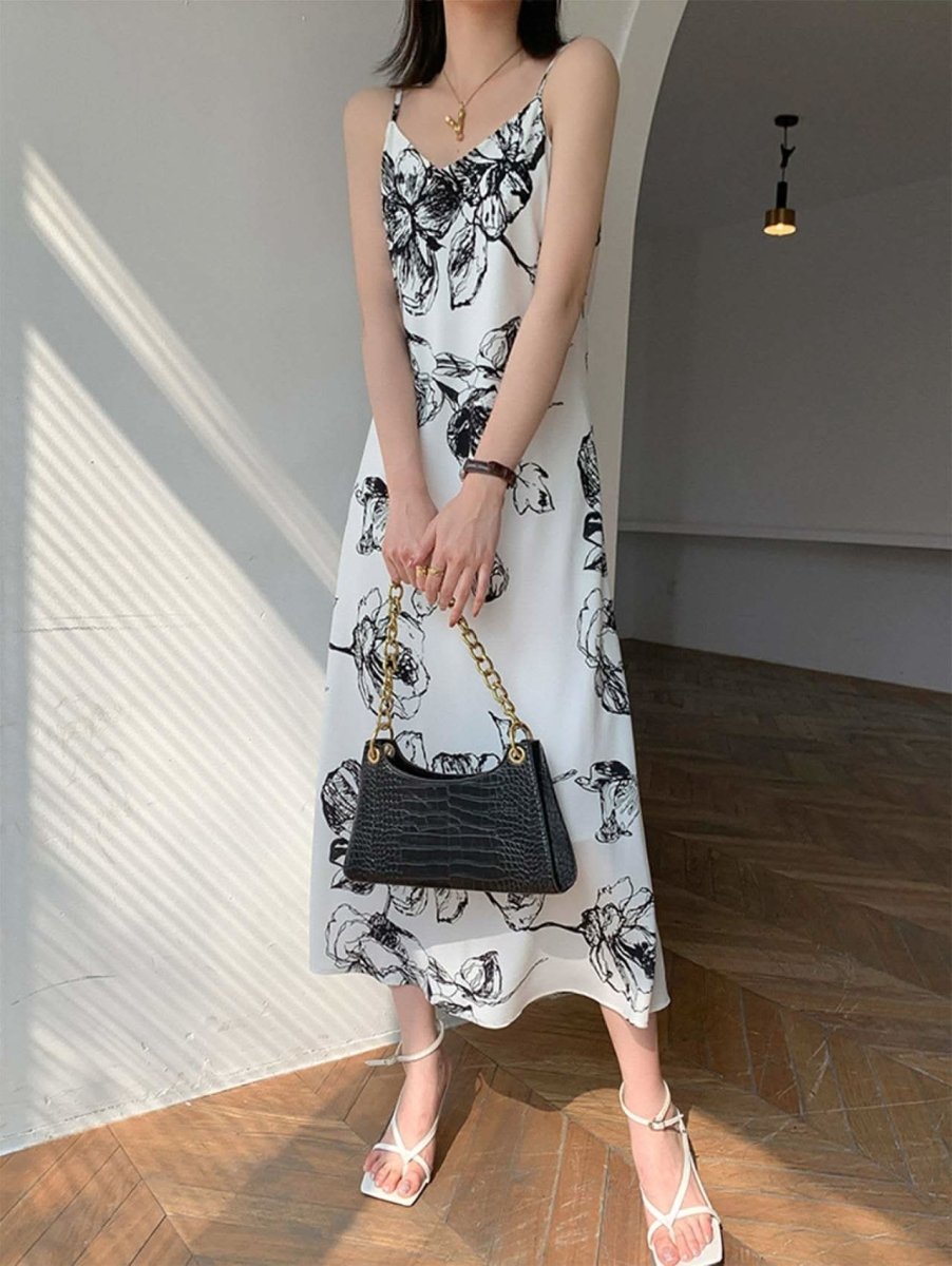 【動画あり】モノトーンカラーシックフラワーキャミソールワンピース - select store mirror me【動画あり】モノトーンカラーシックフラワーキャミソールワンピース113182700mirror meselect store mirror me113182700S