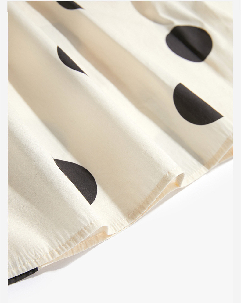 ブラックドットミディアムスカート