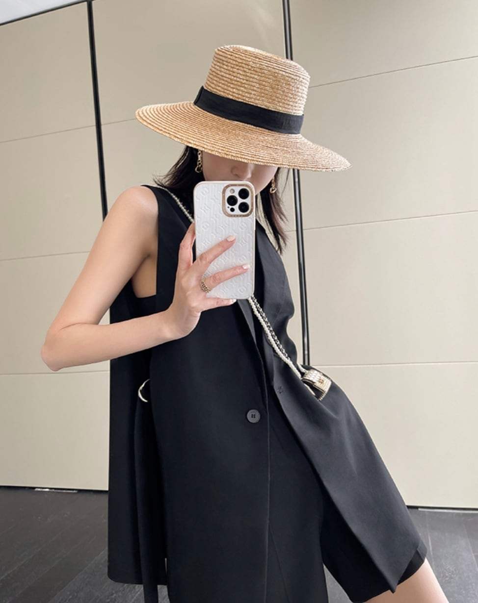 【動画あり】サイドスリットバックルブラックベスト - select store mirror me【動画あり】サイドスリットバックルブラックベスト132414680mirror meselect store mirror me132414680S