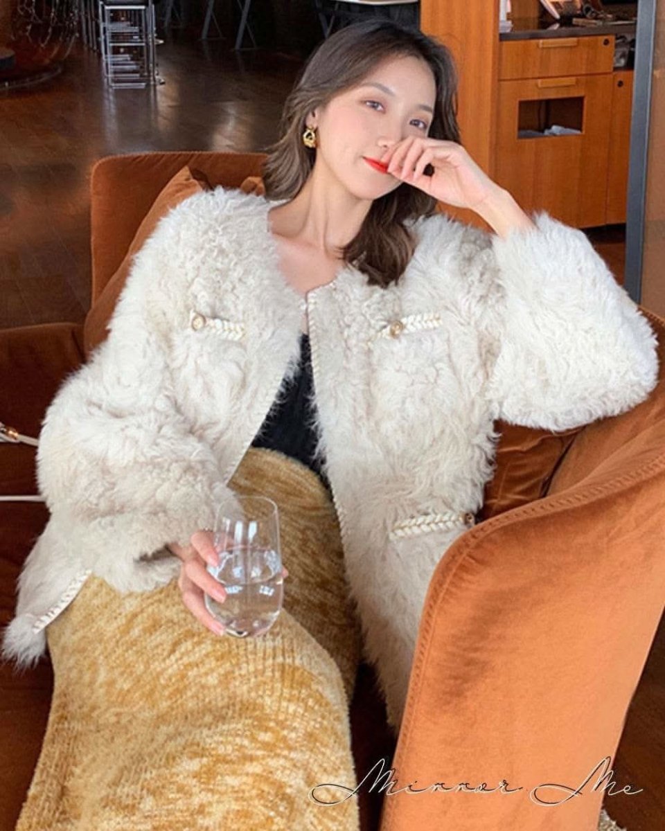 ノーカラーデザインポケットファーコート - select store mirror me