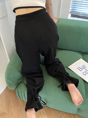 【動画あり】裾リボン絞りデザインブラックパンツ - select store mirror me【動画あり】裾リボン絞りデザインブラックパンツ185493863mirror meselect store mirror me185493863S
