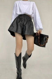 美シルエットブラックレザーハーフパンツ - select store mirror me美シルエットブラックレザーハーフパンツ189327876mirror meselect store mirror me189327876S