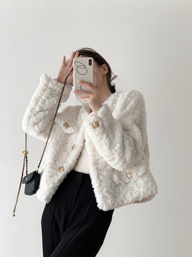 モコファーゴールドボタンノーカラージャケット - select store mirror meモコファーゴールドボタンノーカラージャケット195230851mirror meselect store mirror me195230851S