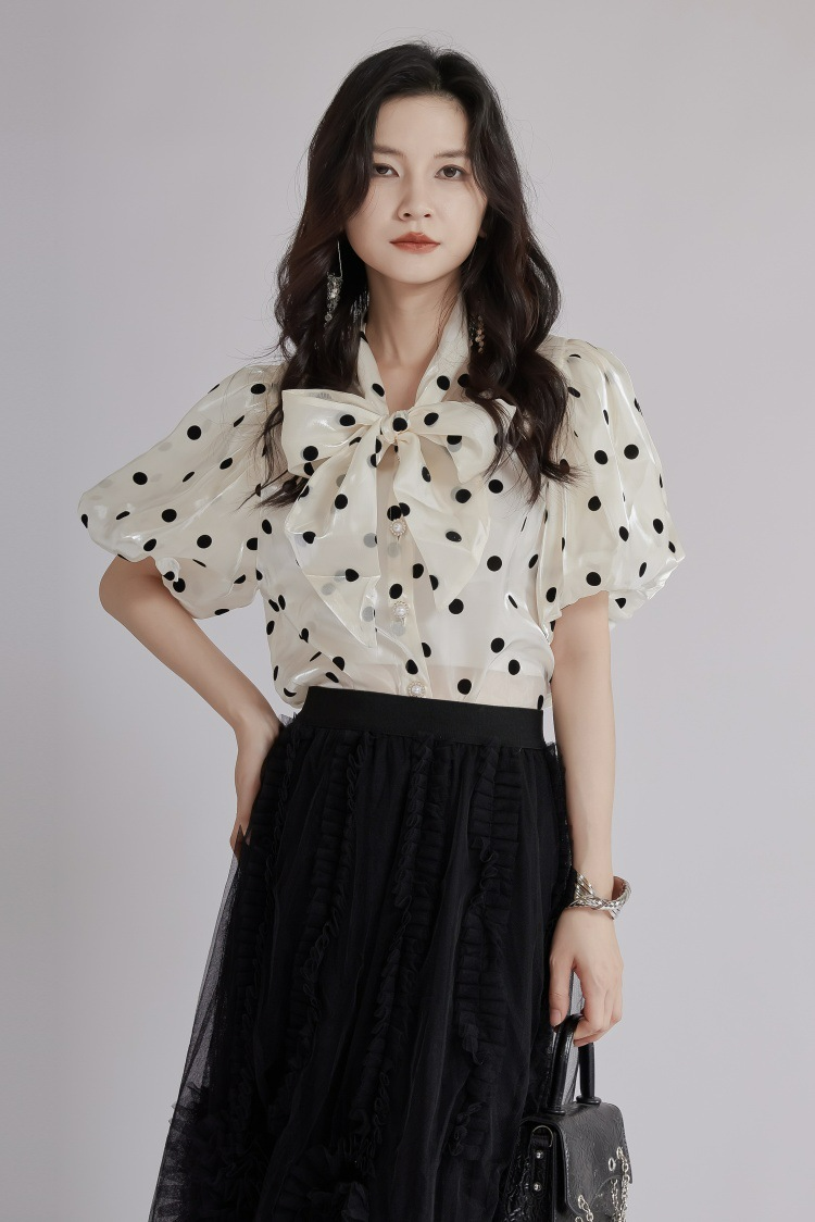 ドットシフォンブラウス