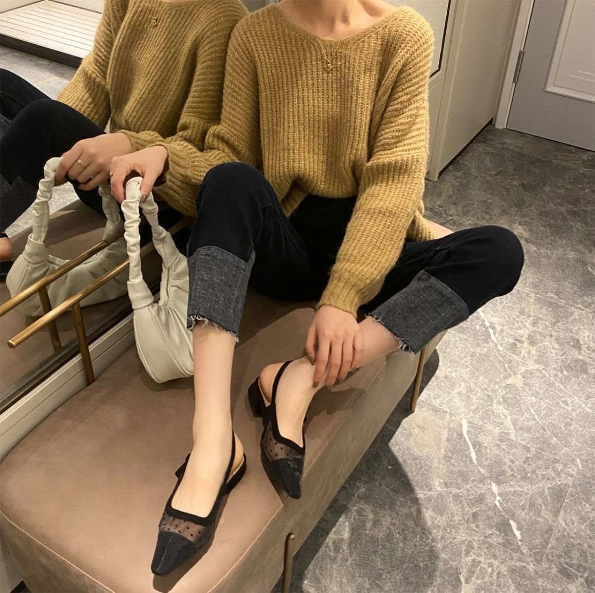 【動画あり】ストラップリボンシースルードットフラットシューズ　２色展開 - select store mirror me【動画あり】ストラップリボンシースルードットフラットシューズ　２色展開107911874mirror meselect store mirror me107911874ベージュ 22.5cm