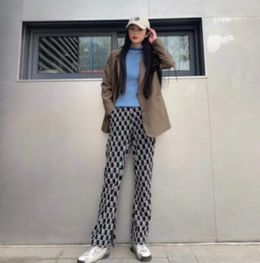 ロゴデザインスリットストレートパンツ　２色展開 - select store mirror meロゴデザインスリットストレートパンツ　２色展開124367626mirror meselect store mirror me124367626ホワイト XS