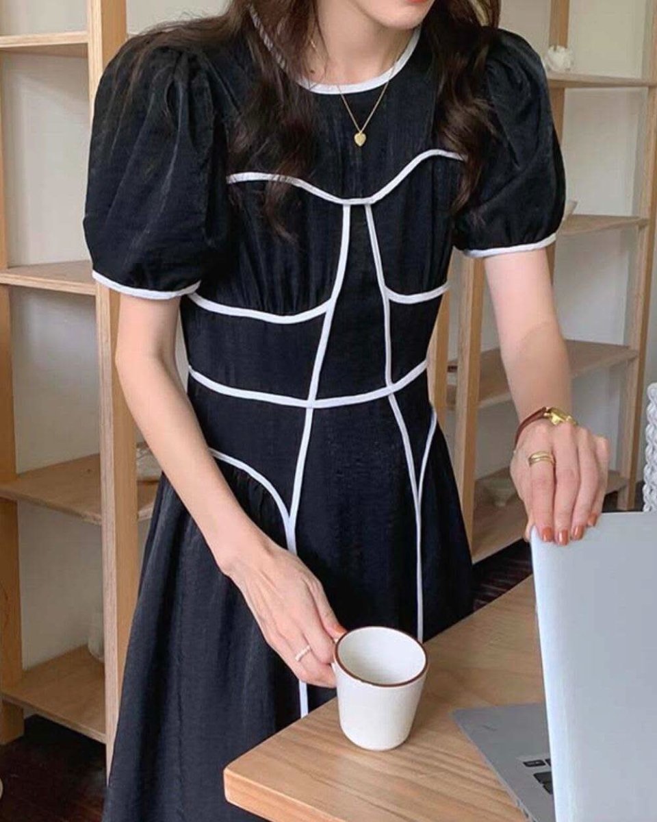 バイカラーラインパフスリーブワンピース　２色展開 - select store mirror meバイカラーラインパフスリーブワンピース　２色展開139310459mirror meselect store mirror me139310459ホワイト