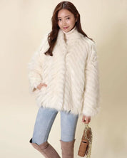 【動画あり】ボリュームシルエットミドル丈ファーコート　２色展開 - select store mirror me【動画あり】ボリュームシルエットミドル丈ファーコート　２色展開152422391mirror meselect store mirror me152422391オフホワイト S