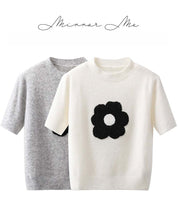 【動画あり】ブラックフラワーバイカラー半袖ニット　２色展開 - select store mirror me【動画あり】ブラックフラワーバイカラー半袖ニット　２色展開153676777mirror meselect store mirror me153676777ホワイト