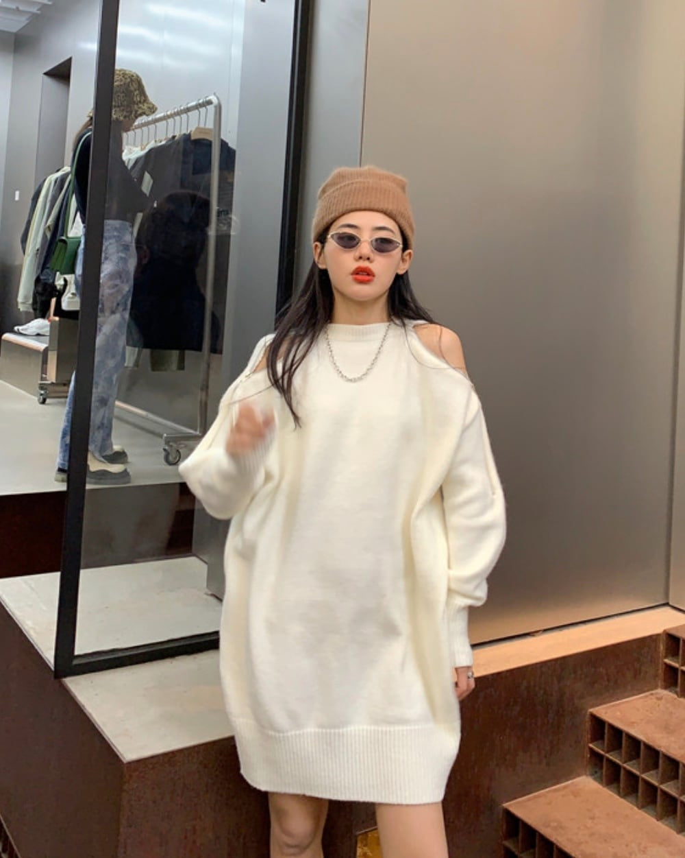 ショルダーデザインカットオーバーニット　２色展開 - select store mirror meショルダーデザインカットオーバーニット　２色展開155476312mirror meselect store mirror me155476312オフホワイト S