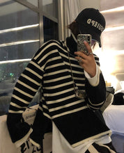 ハイネック切り替えボーダースリットニット　２色展開 - select store mirror meハイネック切り替えボーダースリットニット　２色展開160961778mirror meselect store mirror me160961778ホワイト