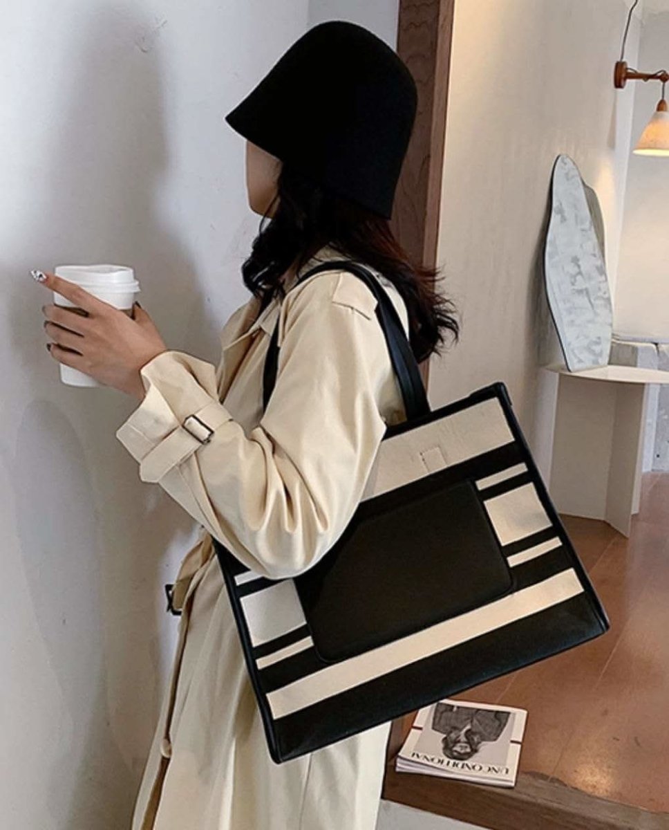 【動画あり】切り替えレザーポケットボーダートートバッグ　２種展開 - select store mirror me【動画あり】切り替えレザーポケットボーダートートバッグ　２種展開162335058mirror meselect store mirror me162335058小サイズ