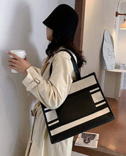 【動画あり】切り替えレザーポケットボーダートートバッグ　２種展開 - select store mirror me【動画あり】切り替えレザーポケットボーダートートバッグ　２種展開162335058mirror meselect store mirror me162335058小サイズ