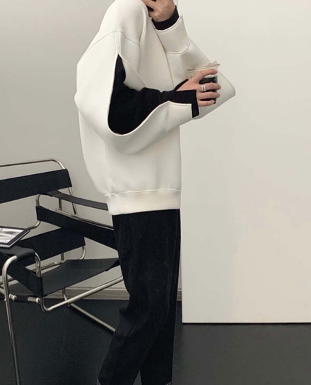 【動画あり】ダイバー素材デザインスリーブ上質ワイドトップス 　２色展開 - select store mirror me【動画あり】ダイバー素材デザインスリーブ上質ワイドトップス 　２色展開163142519mirror meselect store mirror me163142519ホワイトXS