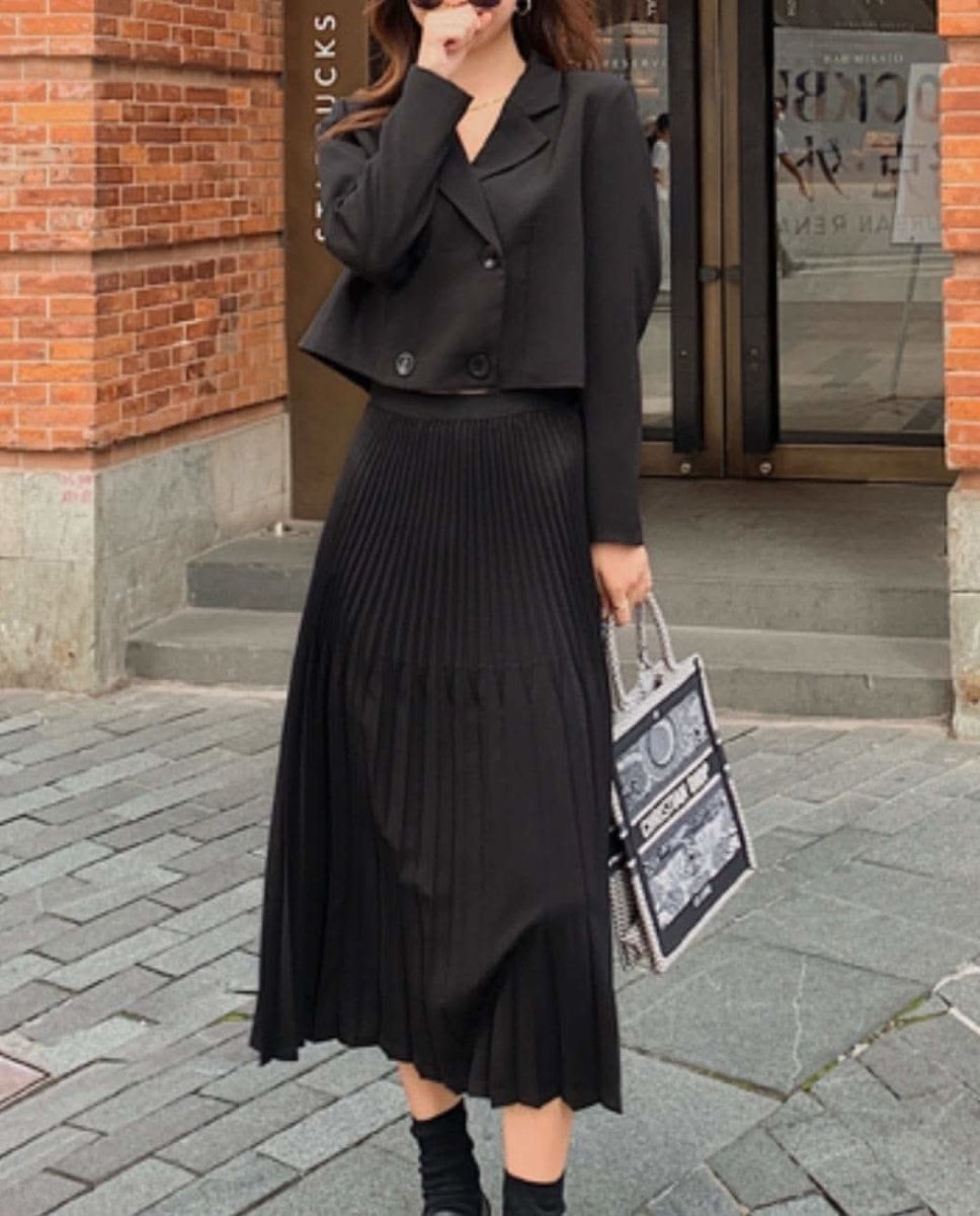 高級ジャケットスカート 上下セット　Ｍサイズ 婦人服　未使用　美品 Amazon | [FDGFJ] スカートスーツ レディース 2点セット S