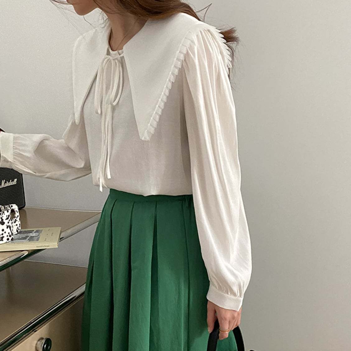 【動画あり】デザインカラーナチュラルブラウス　２色展開 - select store mirror me【動画あり】デザインカラーナチュラルブラウス　２色展開174658370mirror meselect store mirror me174658370ホワイト