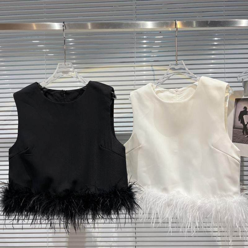 ＜インスタグラマー様ご愛用＞【動画あり】フェザーノースリーブトップス　 ２色展開 - select store mirror me＜インスタグラマー様ご愛用＞【動画あり】フェザーノースリーブトップス　 ２色展開177960935mirror meselect store mirror me177960935ホワイトS