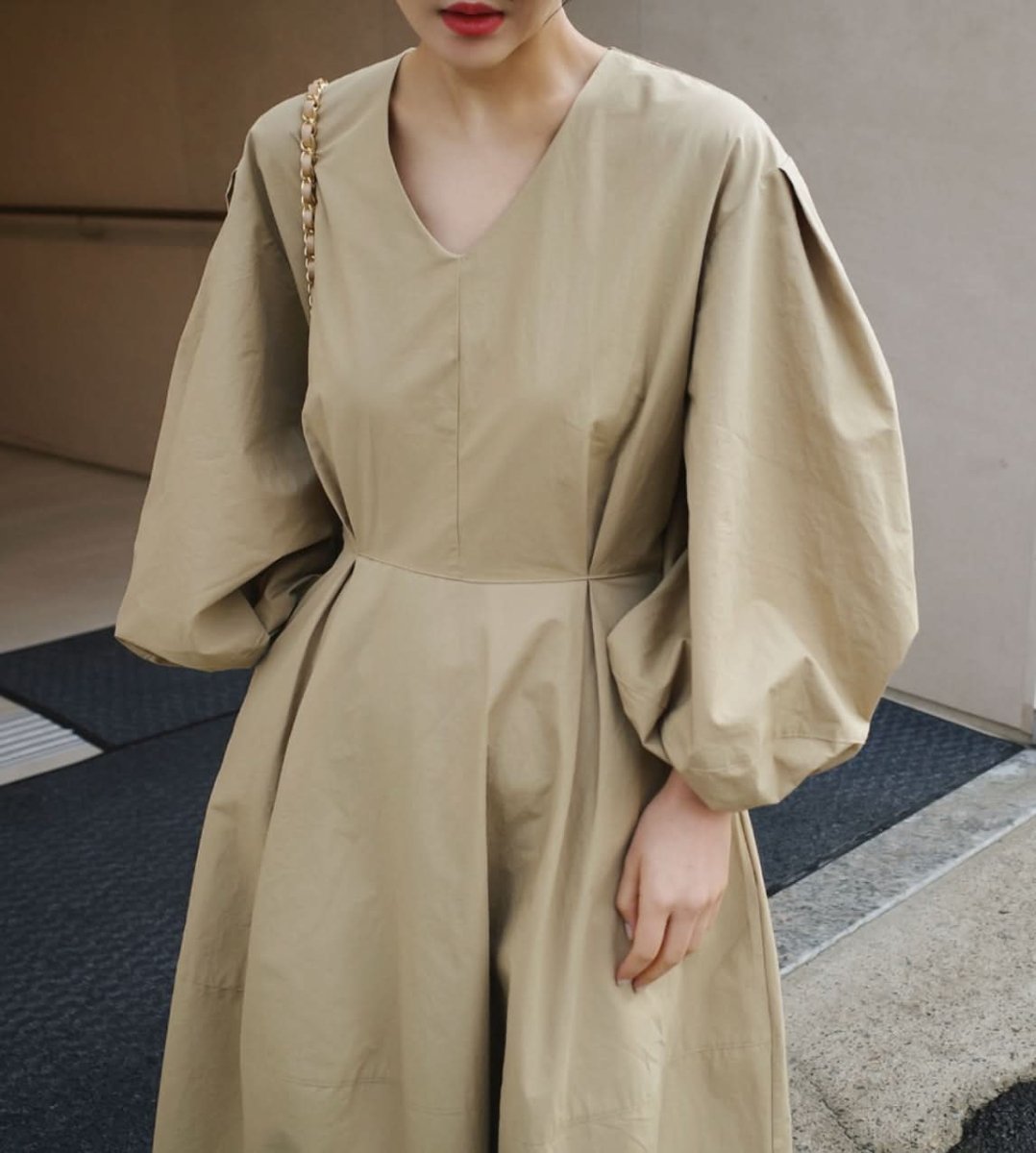 ナチュラルカラーランタンスリーブワンピース　２色展開 - select store mirror meナチュラルカラーランタンスリーブワンピース　２色展開182944697mirror meselect store mirror me182944697ベージュS