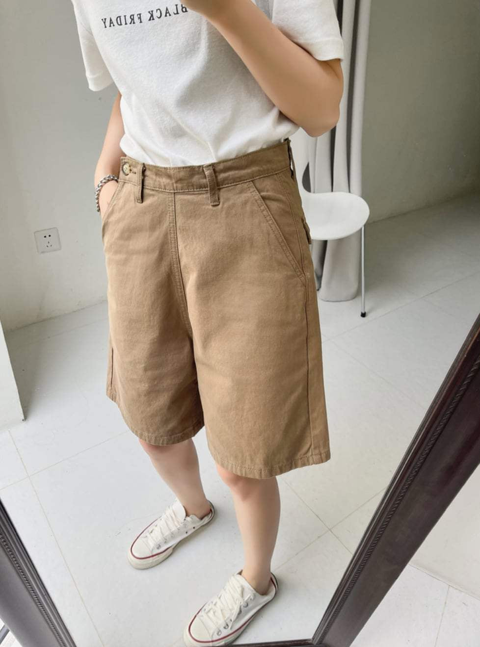 ＜サイズ展開豊富＞【動画あり】美シルエットマニッシュハーフパンツ　２色展開 - select store mirror me＜サイズ展開豊富＞【動画あり】美シルエットマニッシュハーフパンツ　２色展開186092393mirror meselect store mirror me186092393ベージュS