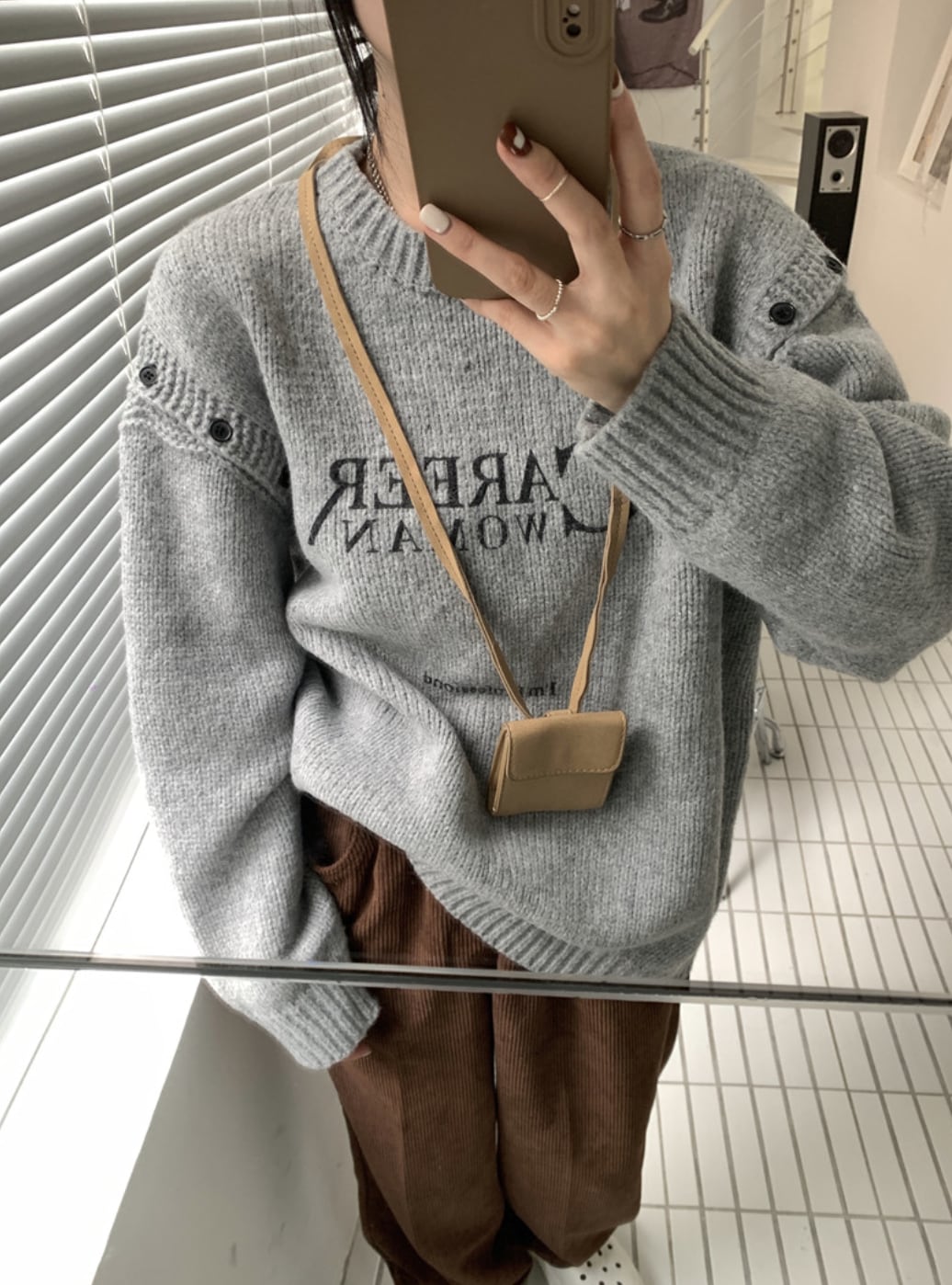 カットショルダーロゴニットトップス　２色展開 - select store mirror meカットショルダーロゴニットトップス　２色展開186797169mirror meselect store mirror me186797169グレーS