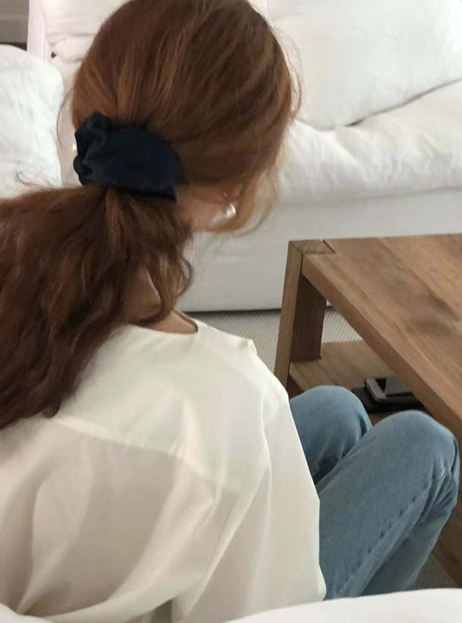 【動画あり】バックリボンラウンドネックブラウス　２色展開 - select store mirror me【動画あり】バックリボンラウンドネックブラウス　２色展開191451933mirror meselect store mirror me191451933ホワイト