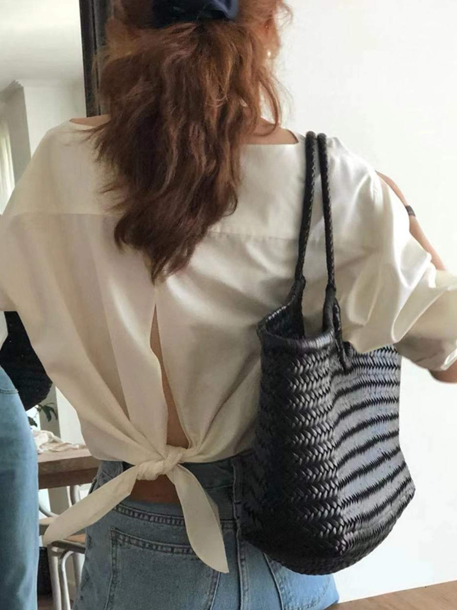 【動画あり】バックリボンラウンドネックブラウス　２色展開 - select store mirror me【動画あり】バックリボンラウンドネックブラウス　２色展開191451933mirror meselect store mirror me191451933ホワイト