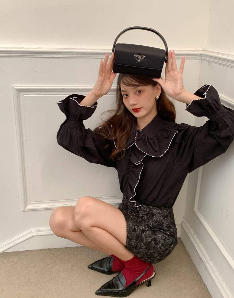 【動画あり】バイカラーフロントビッグフリルブラウス　２色展開 - select store mirror me【動画あり】バイカラーフロントビッグフリルブラウス　２色展開199280809mirror meselect store mirror me199280809ホワイトS