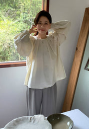 【動画あり】シェーリングパフロングスリーブブラウス　２色展開 - select store mirror me【動画あり】シェーリングパフロングスリーブブラウス　２色展開200252157mirror meselect store mirror me200252157ホワイト