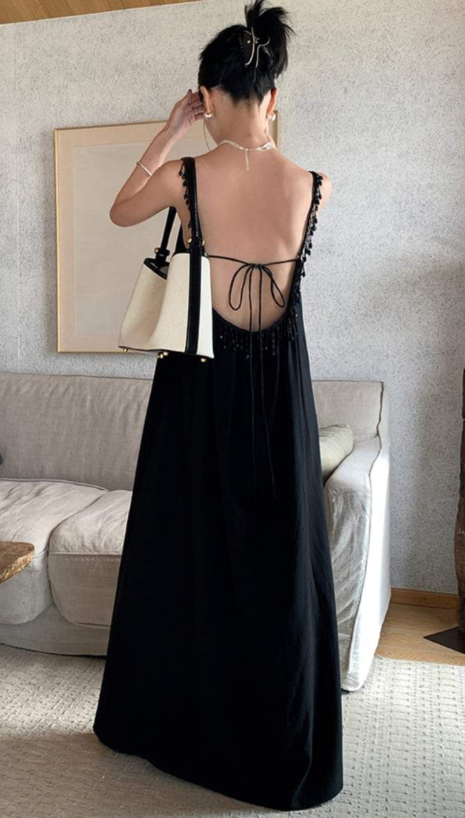【動画あり】フリンジビジューリラックスマキシワンピース　２色展開 - select store mirror me【動画あり】フリンジビジューリラックスマキシワンピース　２色展開202417458mirror meselect store mirror me202417458ホワイトS