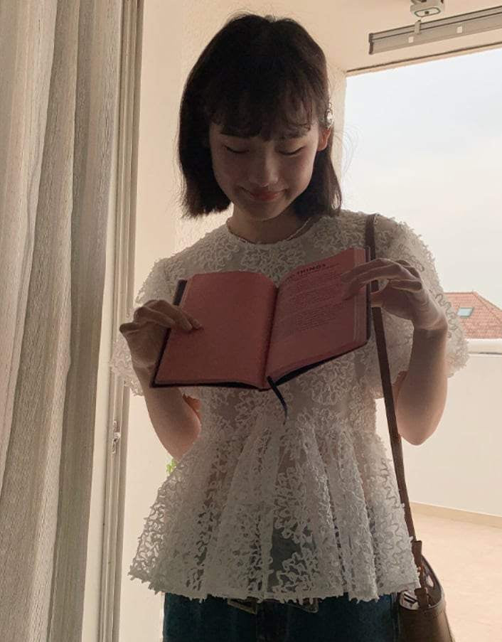 【動画あり】立体フラワーサークルレースブラウス　２色展開 - select store mirror me【動画あり】立体フラワーサークルレースブラウス　２色展開204452633mirror meselect store mirror me204452633ホワイト