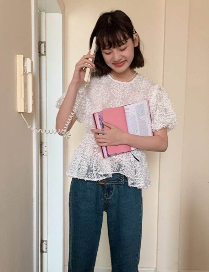 【動画あり】立体フラワーサークルレースブラウス　２色展開 - select store mirror me【動画あり】立体フラワーサークルレースブラウス　２色展開204452633mirror meselect store mirror me204452633ホワイト