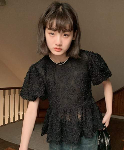 【動画あり】立体フラワーサークルレースブラウス　２色展開 - select store mirror me【動画あり】立体フラワーサークルレースブラウス　２色展開204452633mirror meselect store mirror me204452633ホワイト