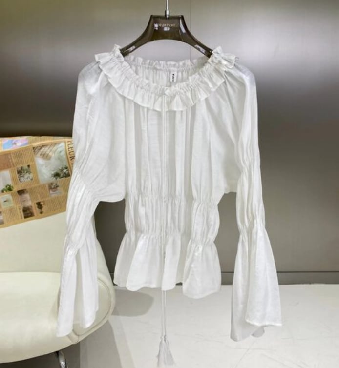 オフショルダーシフォンフレアブラウス　２色展開 - select store mirror meオフショルダーシフォンフレアブラウス　２色展開205738734mirror meselect store mirror me205738734ホワイト