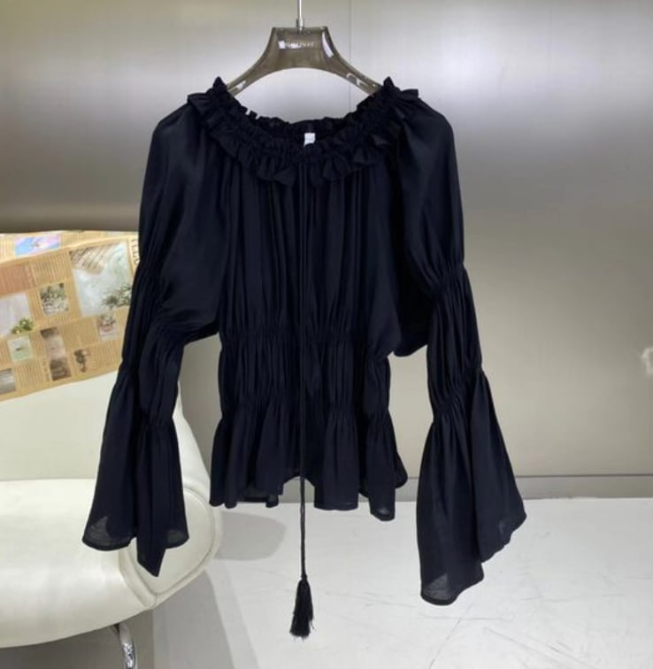 オフショルダーシフォンフレアブラウス　２色展開 - select store mirror meオフショルダーシフォンフレアブラウス　２色展開205738734mirror meselect store mirror me205738734ホワイト
