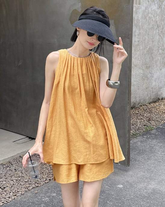 ＜インスタグラマー様ご愛用＞タンクフロントプリーツパンツセットアップ　２色展開 - select store mirror me＜インスタグラマー様ご愛用＞タンクフロントプリーツパンツセットアップ　２色展開206846798mirror meselect store mirror me206846798オレンジS