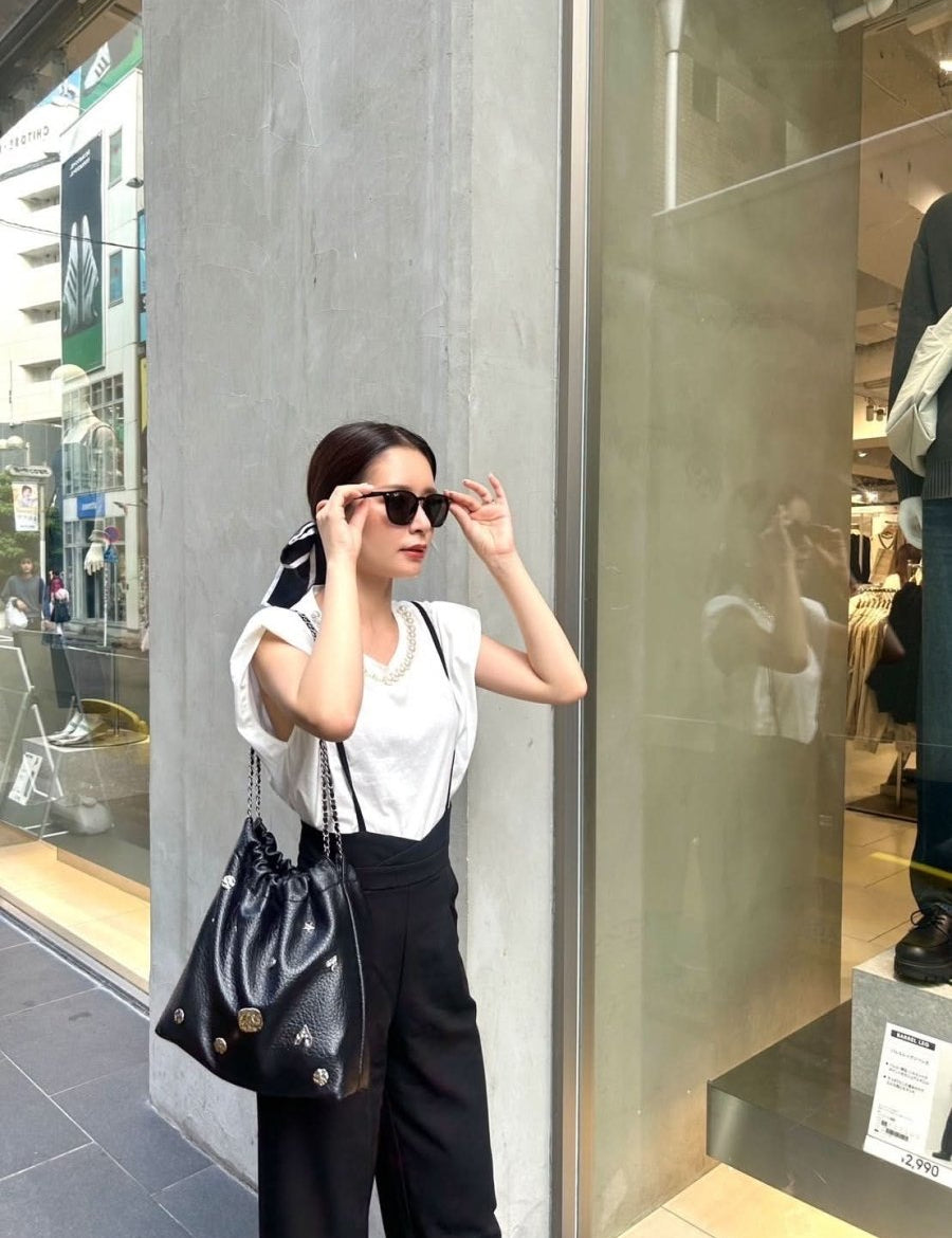 ＜インスタグラマー様ご愛用＞パールデザインショルダートップス　２色展開 - select store mirror me＜インスタグラマー様ご愛用＞パールデザインショルダートップス　２色展開208509724mirror meselect store mirror me208509724ホワイトS