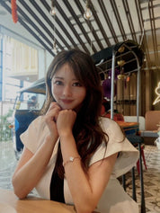 ＜インスタグラマー様ご愛用＞動画あり】トライアングルポイントデザイントップス　２色展開 - select store mirror me＜インスタグラマー様ご愛用＞動画あり】トライアングルポイントデザイントップス　２色展開208700264mirror meselect store mirror me208700264ホワイトS