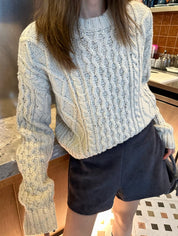 【動画あり】ケーブルミディアムニットセーター　２色展開 - select store mirror me【動画あり】ケーブルミディアムニットセーター　２色展開218998823mirror meselect store mirror me218998823アイボリー