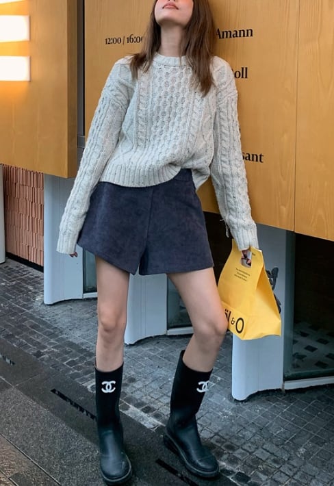 【動画あり】ケーブルミディアムニットセーター　２色展開 - select store mirror me【動画あり】ケーブルミディアムニットセーター　２色展開218998823mirror meselect store mirror me218998823アイボリー