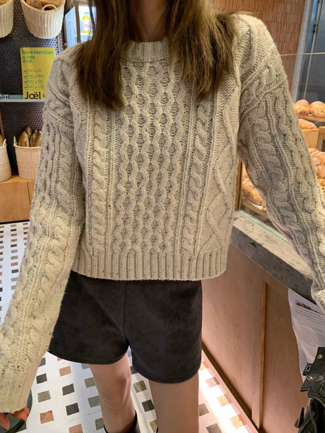 【動画あり】ケーブルミディアムニットセーター　２色展開 - select store mirror me【動画あり】ケーブルミディアムニットセーター　２色展開218998823mirror meselect store mirror me218998823アイボリー