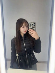 ＜インスタグラマー様ご愛用＞＜即納在庫あり＞待望の再入荷【動画あり】【高品質】ホワイトダックダウンぺプラム切り替えダウンジャケット　２色展開 mirror me