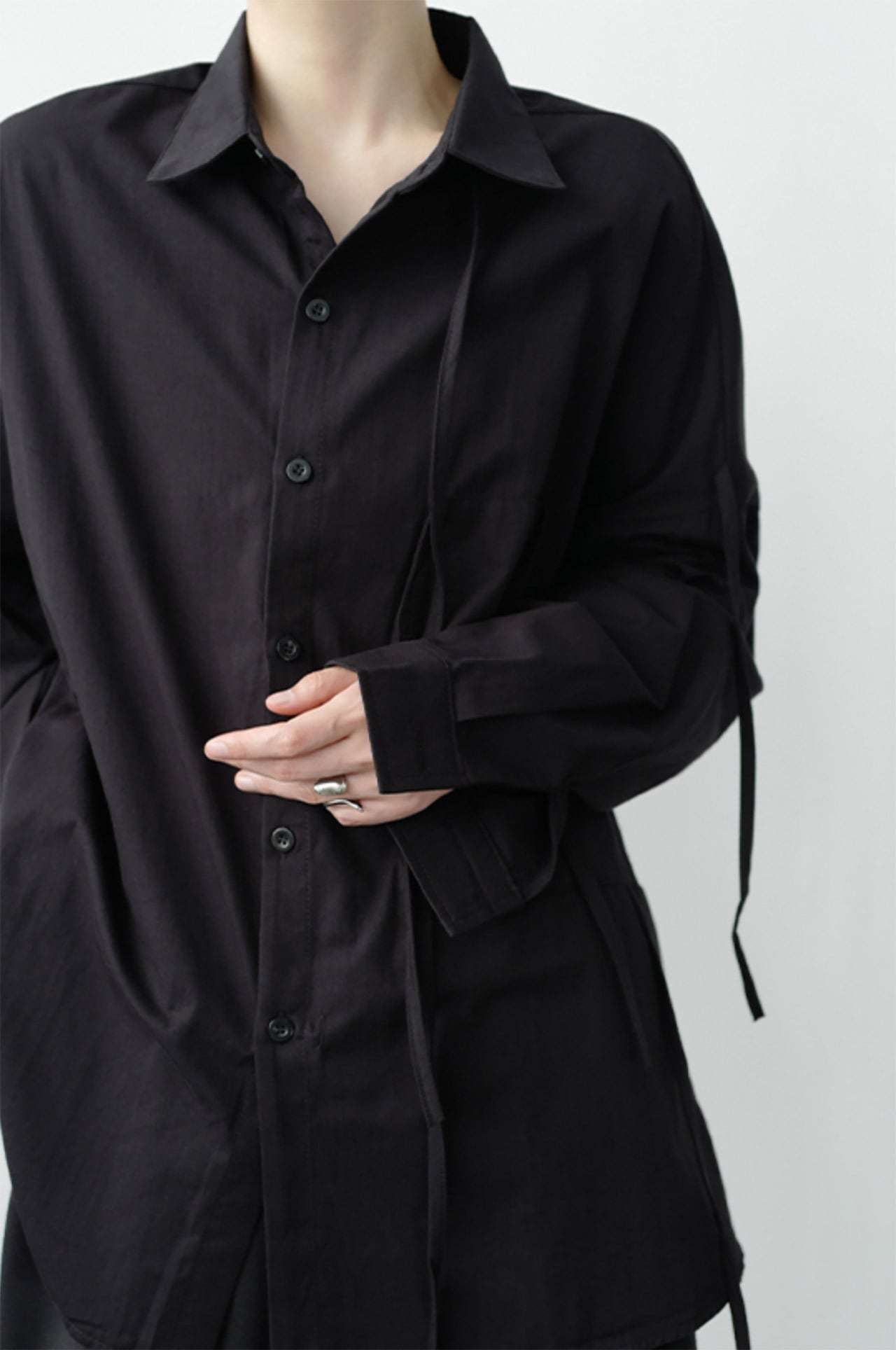 【サイズ展開豊富】アシンメトリーデザイン華奢リボンユニークシャツ　２色展開 - select store mirror me【サイズ展開豊富】アシンメトリーデザイン華奢リボンユニークシャツ　２色展開91329790mirror meselect store mirror me91329790ホワイト S